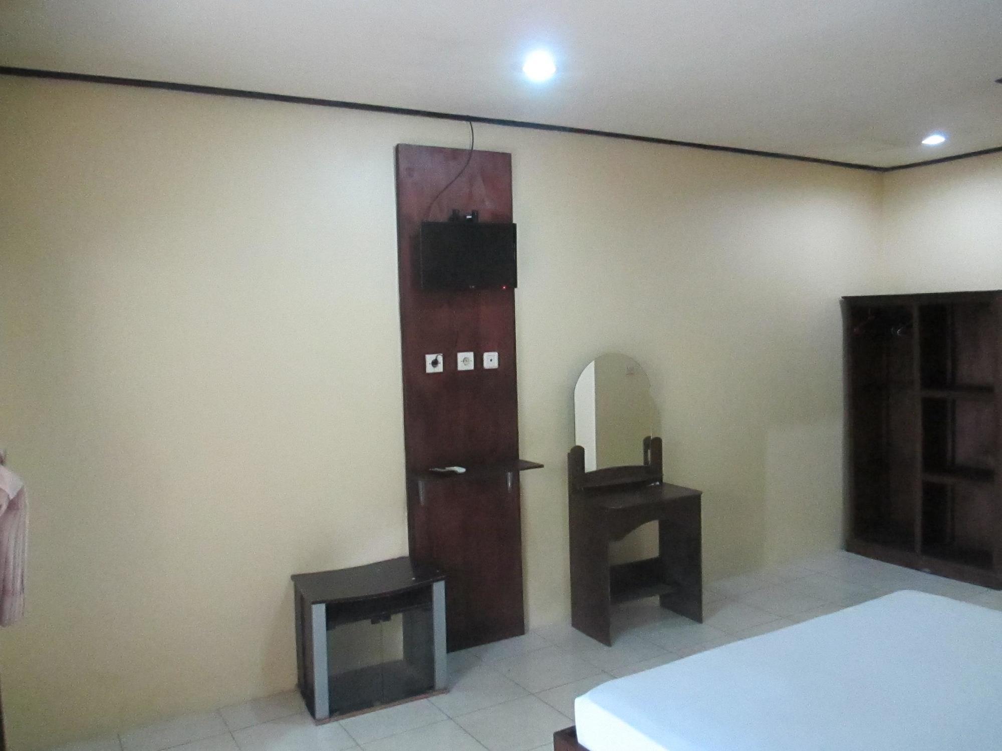 Arnawa Inn Семиньяк Экстерьер фото